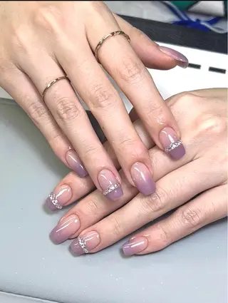 ネイル FuFu.Nail 2️⃣番のネイルデザイン