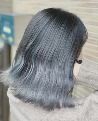 セミロング メンズスタイル バレイヤージュ　齋藤のヘアスタイル