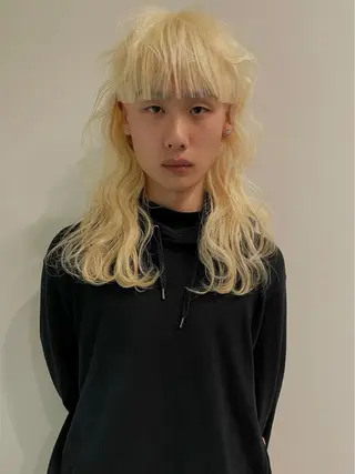 ミディアム カラー ブリーチ😼 ボブ✍️レイヤーのヘアスタイル