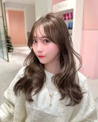 セミロング カラー 🇰🇷韓国風くびれ ヘア🇰🇷中村優大のヘアスタイル