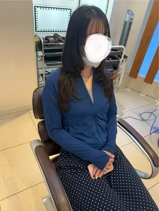 ロング 青山 光のヘアスタイル