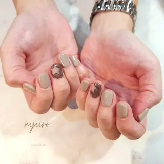 ネイル nijiiro🌈 サトウのネイルデザイン