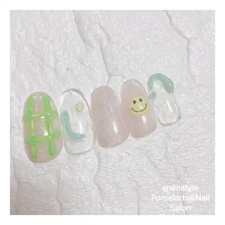 ミディアム ネイル 👑enen style👑のネイルデザイン