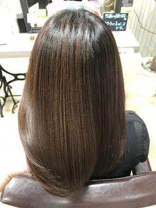 カラー セミロング 髪の病院  ルーミールームのヘアスタイル