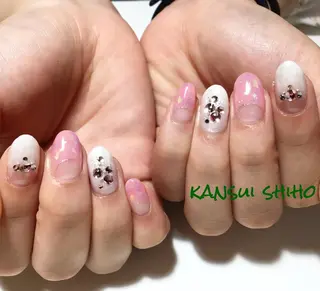 ネイル Elio 国泰寺のネイルデザイン