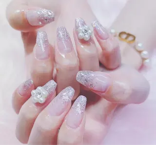 ネイル MoonNail ユリ🌸のネイルデザイン