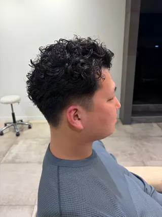 パーマ メンズ 門石 一栞のヘアスタイル