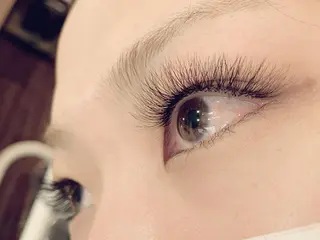 マツエク・マツパ やまにたゆか🌿 Nordlysのマツエク・マツパデザイン