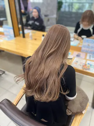 ロング カラー 🩵さき🤍 可愛いを叶える美容師のヘアスタイル
