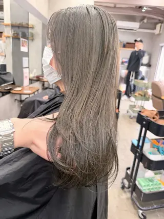 セミロング カラー AiM 大名　似合わせカットのヘアスタイル