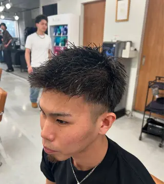メンズ カズキ🌼曲がる 縮毛矯正のヘアスタイル