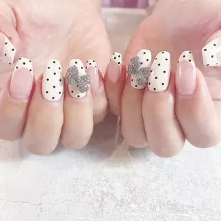 ネイル STELLA 大西南帆のマツエク・マツパデザイン