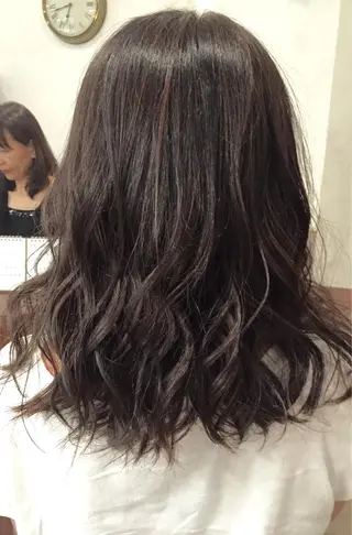 ミディアム 所渉/韓国レイヤー /ウルフカットのヘアスタイル