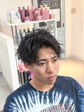 ショート パーマ メンズ かんばら りょーいのヘアスタイル