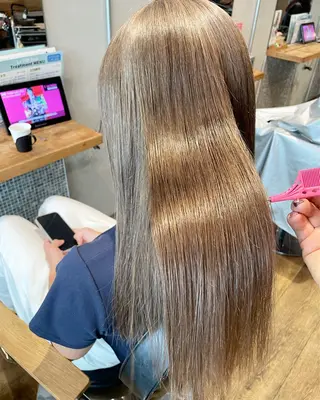 ミディアム カラー 💘韓国レイヤー上 品カラーruru💘のヘアスタイル