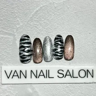 ネイル Van Nail Salonのネイルデザイン