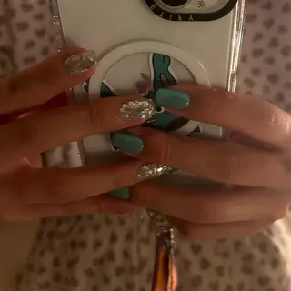 マツエク・マツパ アイブロウ GO TODAY SHAiRE SALON Vellmie店所属・吉祥寺kasumi 🌛eye/browのマツエク・マツパデザイン