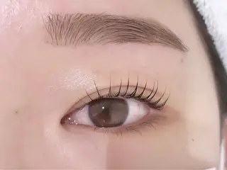 アイブロウ 坂田 りおのマツエク・マツパデザイン