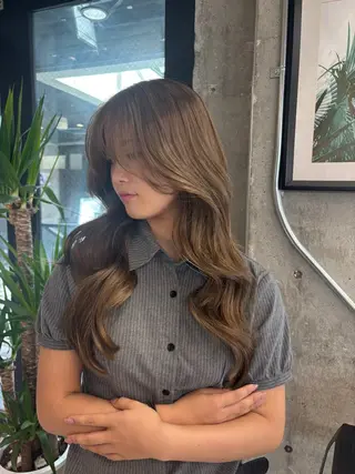 ロング カラー KAEDE🌺Wカ ラー/ホワイトカラーのヘアスタイル