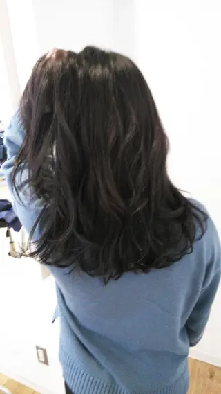 セミロング カラー パーマ ヘアアレンジ メンズ キッズ ネイル マツエク・マツパ MEGUMI megumiのヘアスタイル