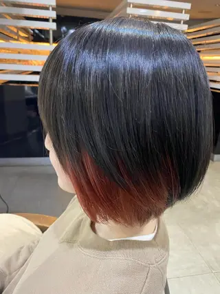 ショート カラー ヘアアレンジ 烏山 達也のヘアスタイル