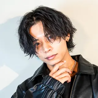 ミディアム カラー パーマ メンズ ハイトーン/メンズマ ッシュ/KYOHEIのヘアスタイル