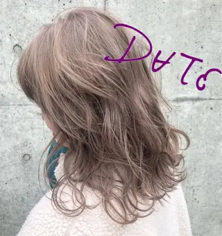 セミロング カラー パーマ ヘアアレンジ メンズ キッズ ネイル マツエク・マツパ レイヤー/顔周り 韓国ヘア森田和貴のヘアスタイル