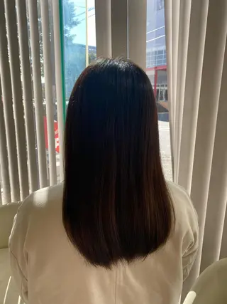 ミディアム カラー 🩰 艶髪美髪 shiori🫧のヘアスタイル