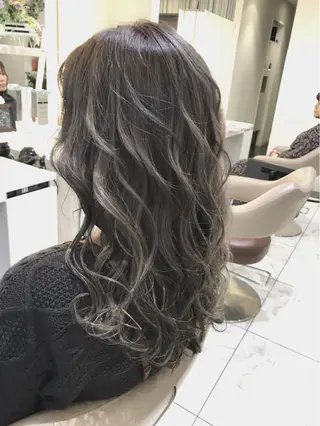 セミロング カラー 山崎俊輔/髪質改善 /バレイヤージュのヘアスタイル