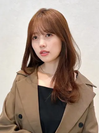 セミロング カラー パーマ 🫧小顔×似合わせ× 透明感カラー🫧のヘアスタイル