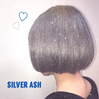 ショート カラー 💘カラー人気No. 1💘SAYAのヘアスタイル