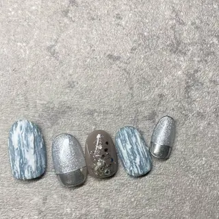 ネイル 山田 貴子のネイルデザイン