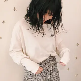 ミディアム カラー 市川 千夏のヘアスタイル