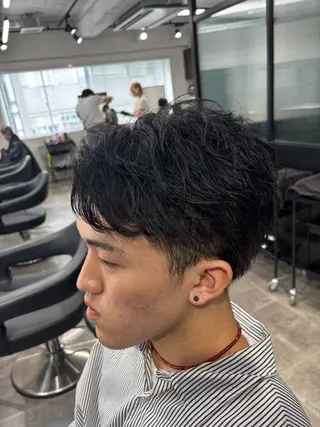 メンズ 🪽直毛男子の救世主 🪽フェザーパーマのヘアスタイル