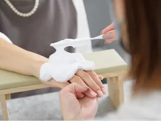 ネイル 鈴木 麻里のネイルデザイン