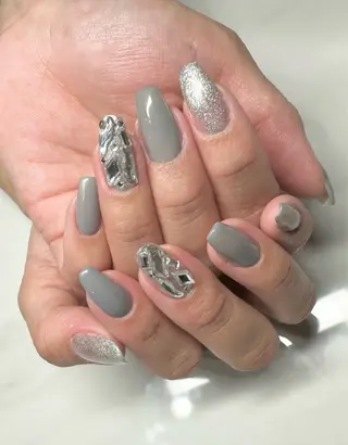 ネイル 石﨑 利祥のネイルデザイン