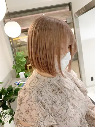 ミディアム カラー 薄田 珠美のヘアスタイル