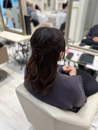 ヘアアレンジ 古森 杏依子のヘアスタイル