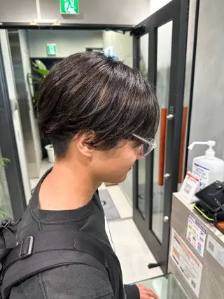 カラー メンズ 銀座レイヤーカット ×シースルー前髪のヘアスタイル