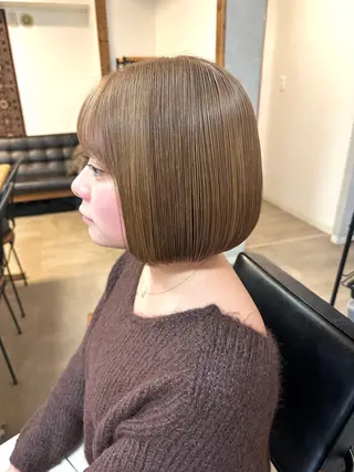 ショート カラー いけだ　ひかり ハイライトくびれヘアのヘアスタイル