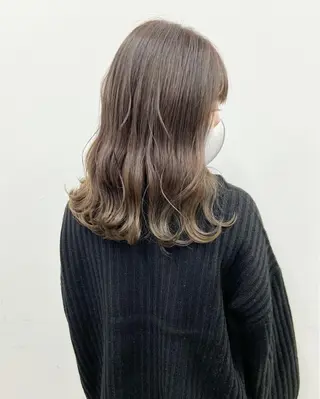 ミディアム カラー 🦄インナーカラー 🦄貫井彩花のヘアスタイル