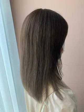 ミディアム カラー hub hair レイヤー/透明感のヘアスタイル