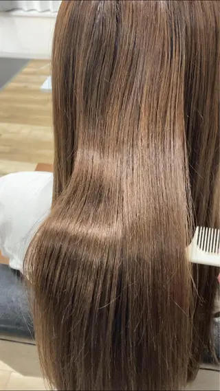 ロング カラー 田村 瑠袈のヘアスタイル