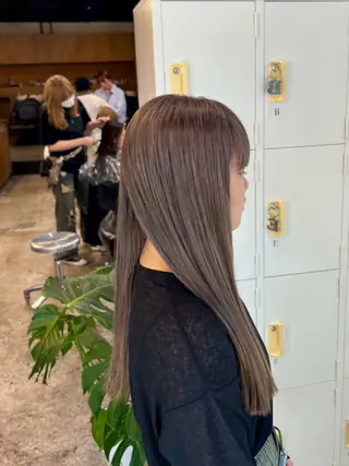 ロング カラー うるツヤハイトーン✨ /西川郁巳のヘアスタイル