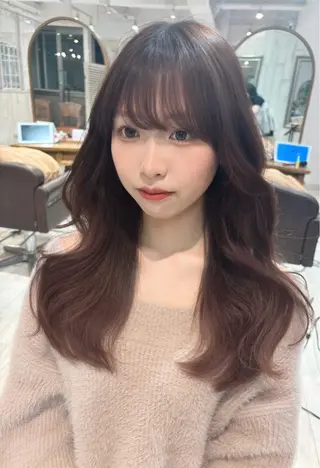 ロング レイヤーカット/ 透明感カラー🤍楓のヘアスタイル