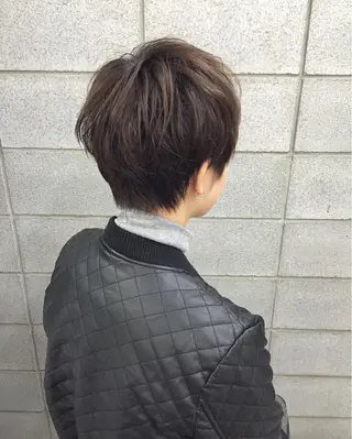 ショート ITO YUKIのヘアスタイル