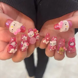 ネイル 栗田 ゆう子のネイルデザイン