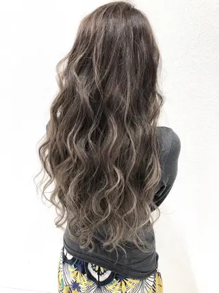 ロング カラー 海外風レイヤーカット 👑店長　平松　由のヘアスタイル