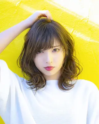 ミディアム カラー 代表 吉澤弘哲のヘアスタイル