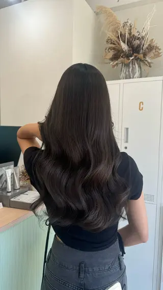 ロング カラー Angelica Hinaのヘアスタイル